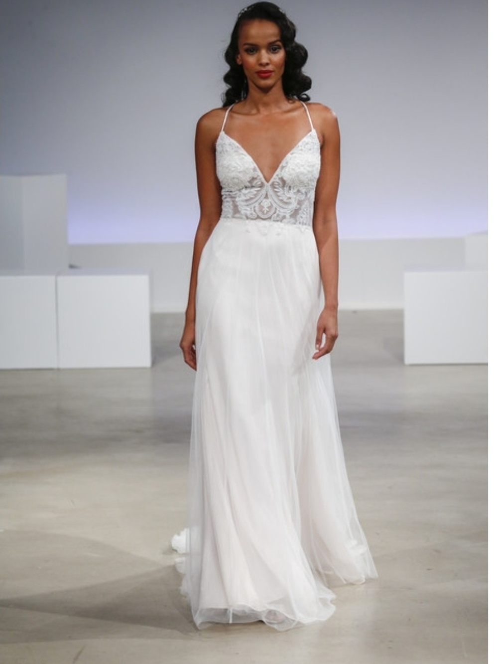 Blue Willow Meryl Elegant White Wedding Dress with Spaghetti Straps Size 8